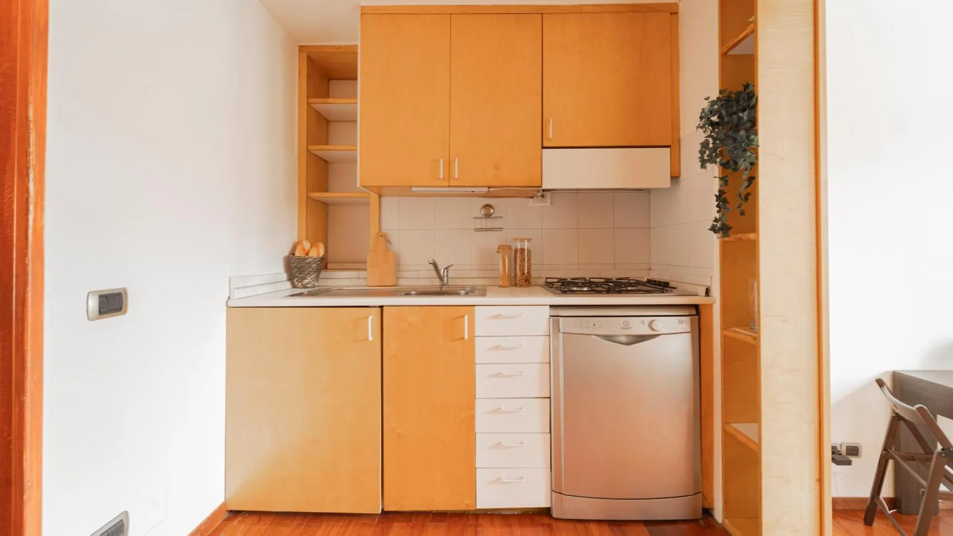מילאנו I Host Apartment - Vettabbia 1
